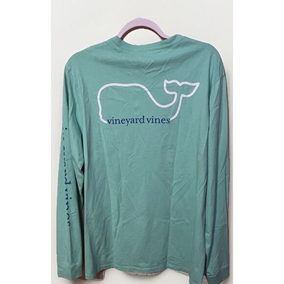 Vineyard Vines Whale NWT Mens Med Capri Blue 100% Cotton Light Beachy Vacation - Picture 1 of 5